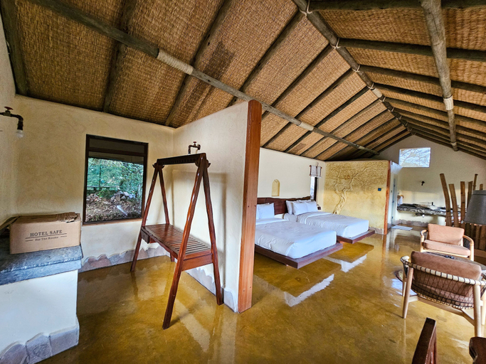 Bedroom 2, Mara Enkaji, Narok West