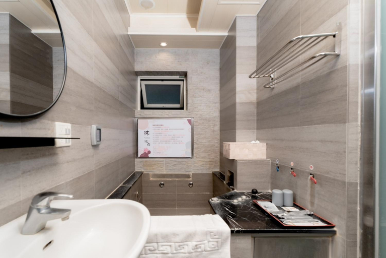 Bathroom 3, Host-On Exquisite Hotspring Hotel, Yilan