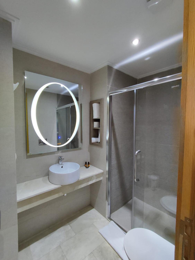 Bathroom 3, LOTUS HOTEL Casanearshore, Casablanca