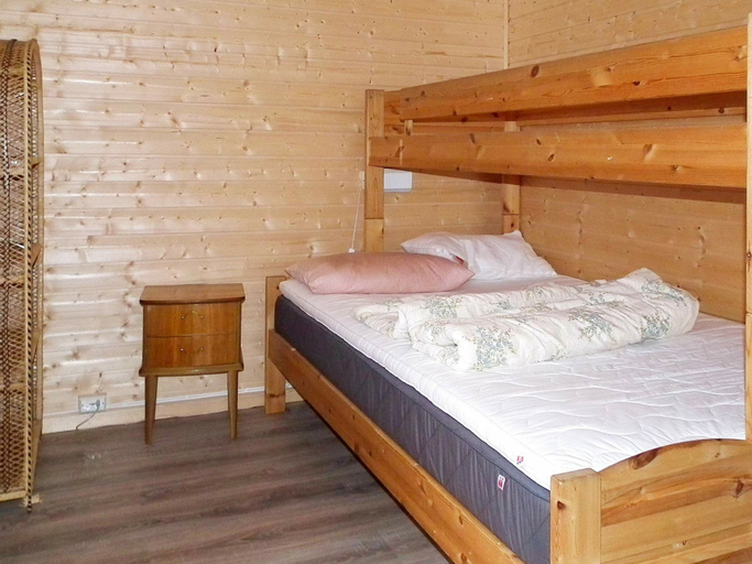 Bedroom 2, 5 Person Holiday Home in Vandve, Dønna