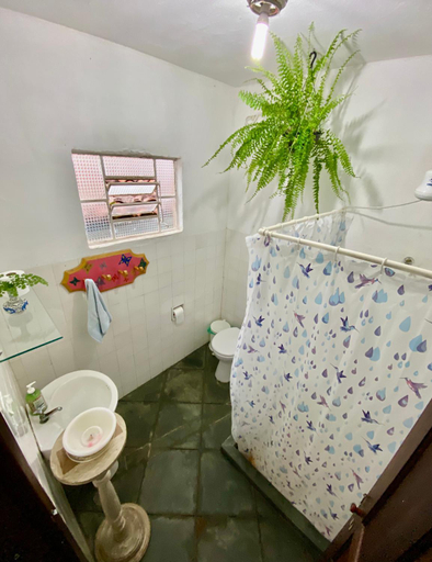 Bathroom, Hostel Dona Generoza, Parati
