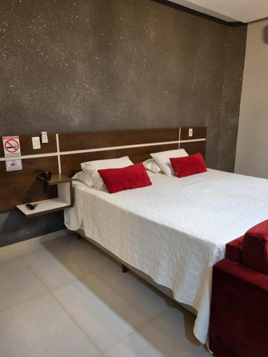 Others 5, Hotel e Locadora Vizon, Vilhena