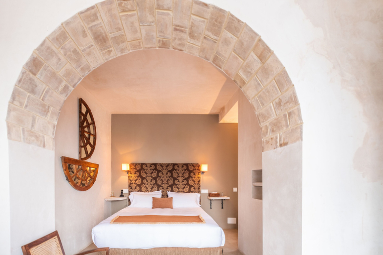 Bedroom 4, Boutique Hotel V-by Grupo Tribu, Cádiz