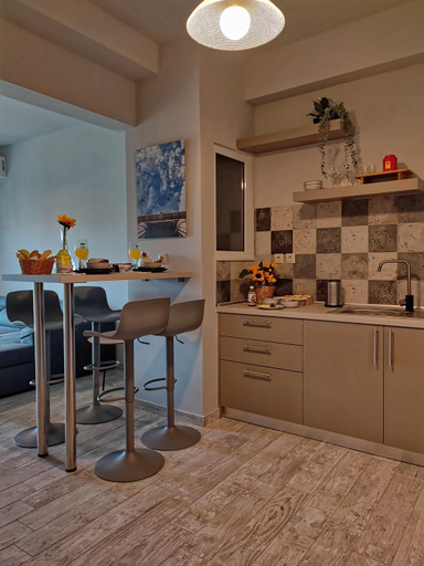 Others 3, Seaview-Apartments, Attica