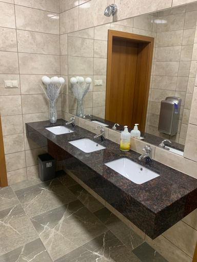 Bathroom, Hotel i Restauracja Admiral, Legnica