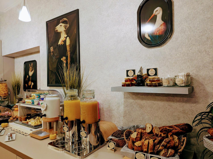 Food & Drinks 5, Arverna Citotel Vichy, Allier