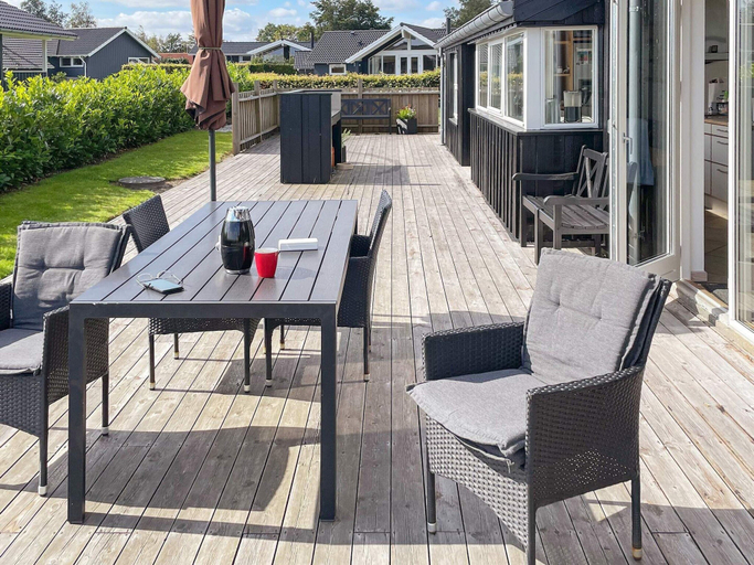 Others 4, 5 Star Holiday Home in Hadsund, Mariagerfjord