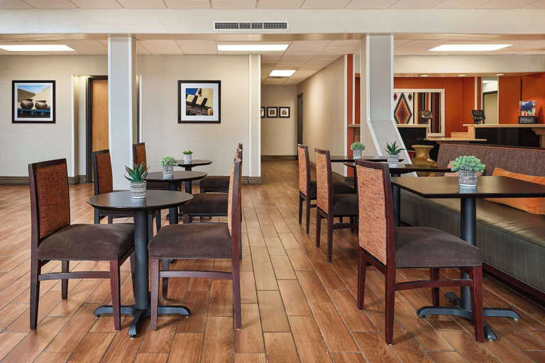 Food & Drinks 5, Hampton Inn Taos, Taos