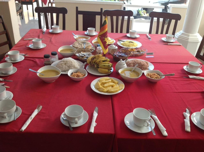 Food & Drinks 5, Angel Inn, Negombo