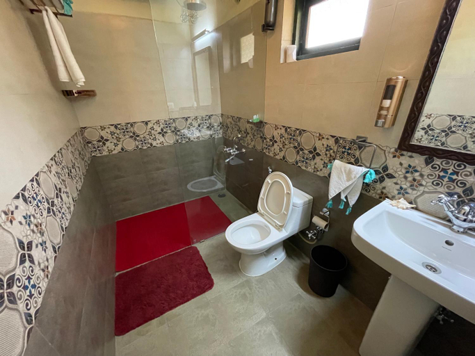 Bathroom 3, Habba Kadal Heritage Hub, The Nilgiris