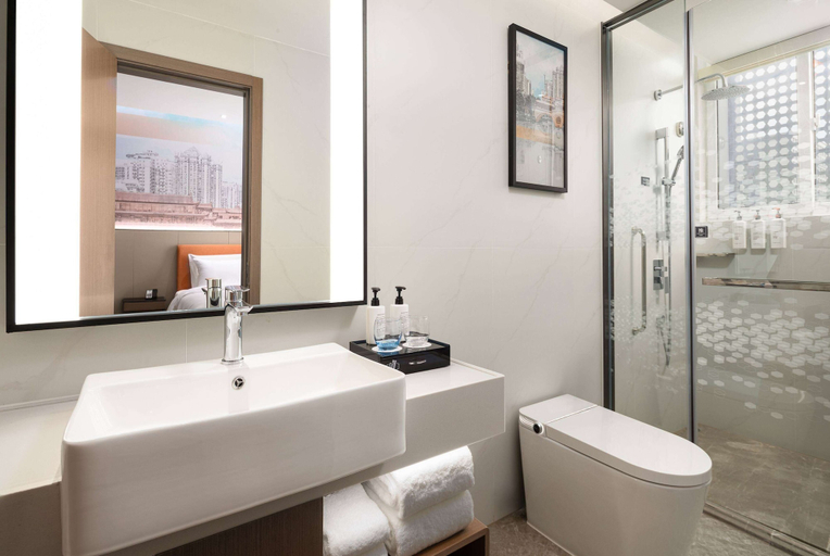 Bathroom 5, Days Hotel By Wyndham Chengdu Wenjiang, Chengdu