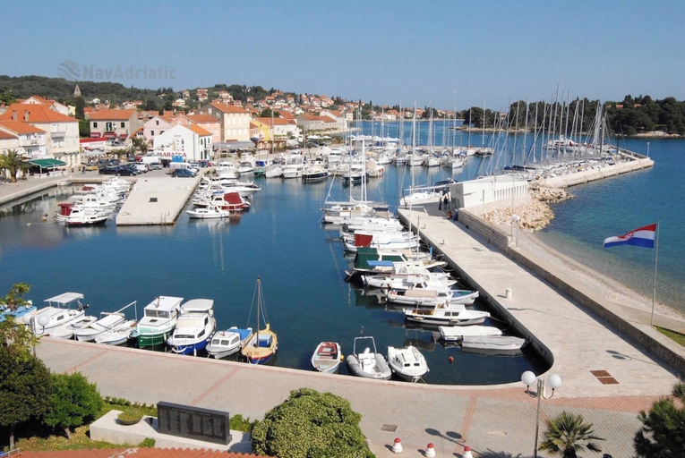 Exterior & Views 2, Beachfront Holiday House Žal, Preko