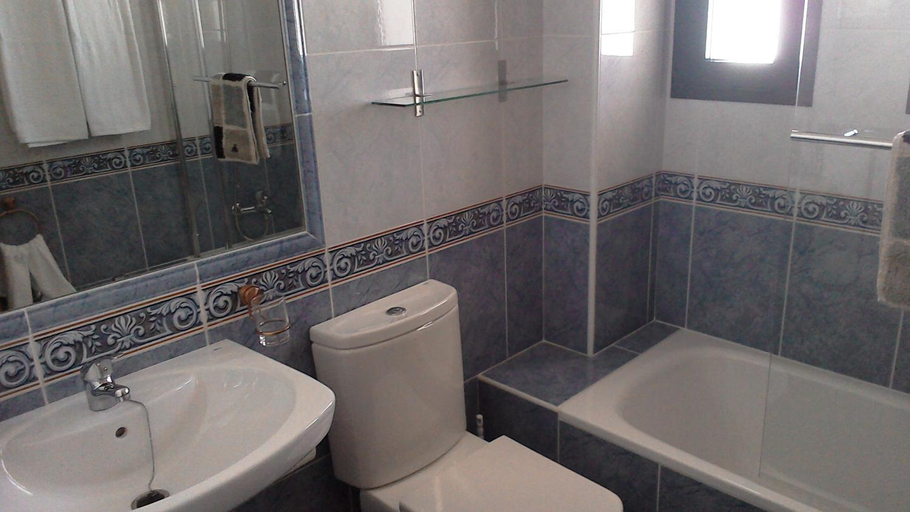 Bathroom 2, Villa Real Oliva, Las Palmas