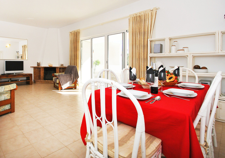 Others 4, Villa San Remo, Albufeira