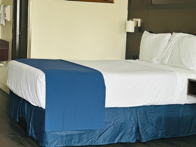 Bedroom 5