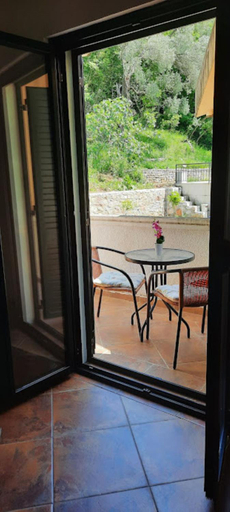 Others 3, Villa Lutovac Budva