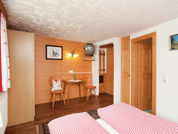 Bedroom 3, Apartment Near Zillertal ski Area, Schwaz