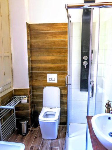 Bathroom 3, NIK Rooms, Rome