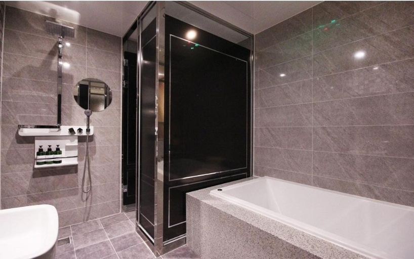 Bathroom 4, Pohang Jukdo Market Idea Hotel, Pohang