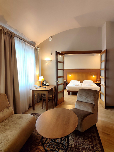 Bedroom 2, Best Western Santakos Hotel, Kauno