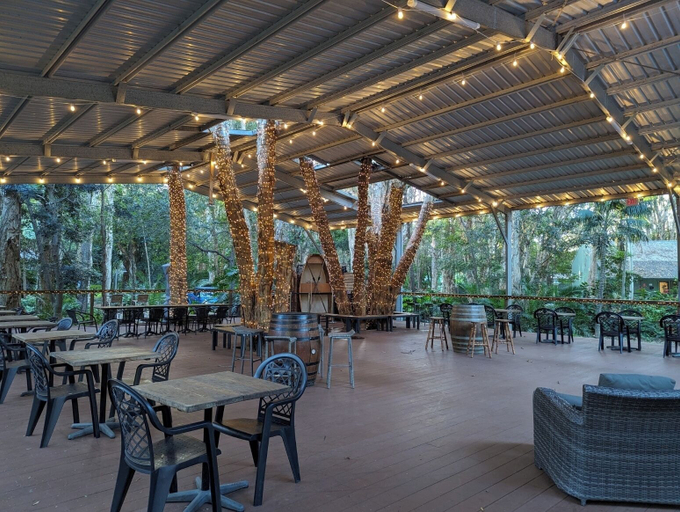 Food & Drinks, The Oasis One Mile beach, Port Stephens