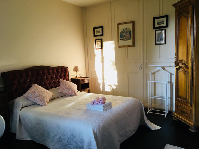 Bedroom 12