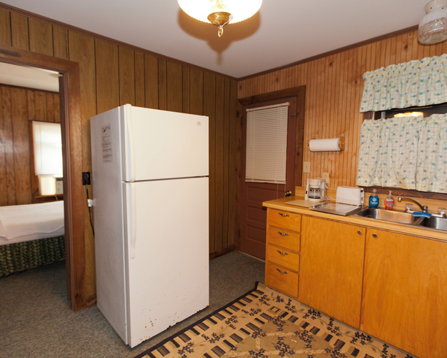 Others 4, Beaufort Harbour Suites, Carteret