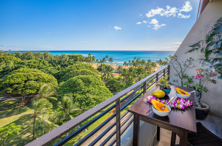 Others 5, Castle at Waikīkī Grand, Honolulu