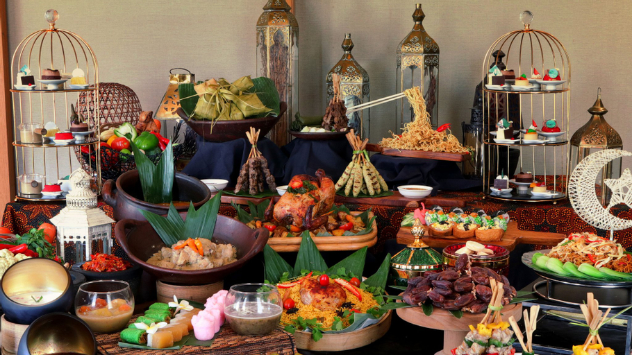 Holiday Inn & Suites Jakarta Gajah Mada - Food & Drinks