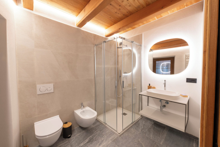 Bathroom 3, La Racine, Aosta