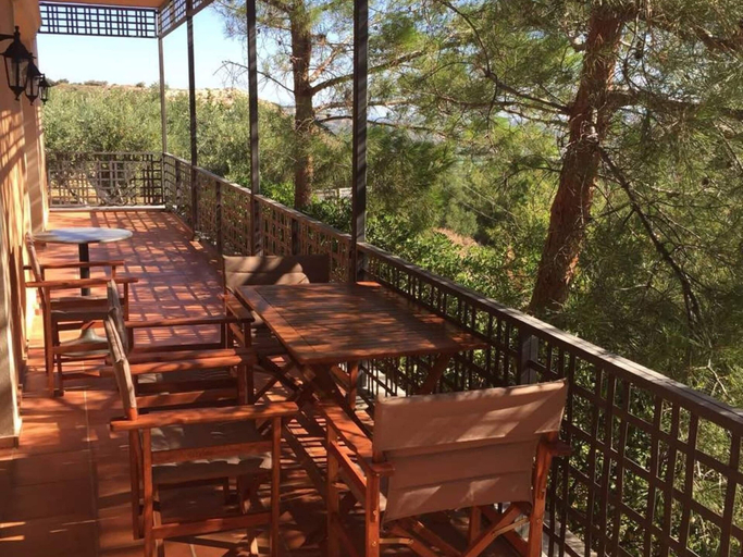 Others 4, Villa Despoina in Malades, Crete