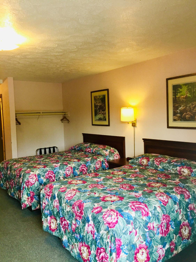 Bedroom 4, Mountain Country Motor Inn, Stone