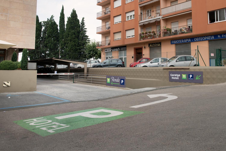 Exterior & Views 2, ibis Styles Figueres Ronda, Girona
