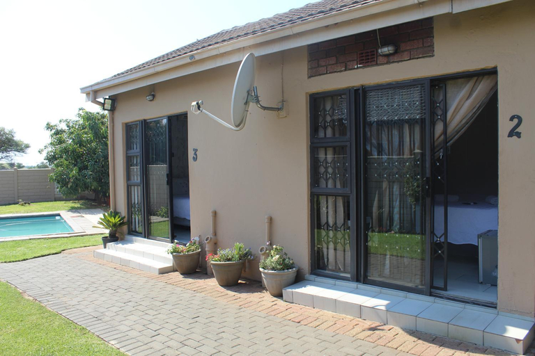 Others 5, Lapeng La Heso guest, Bojanala