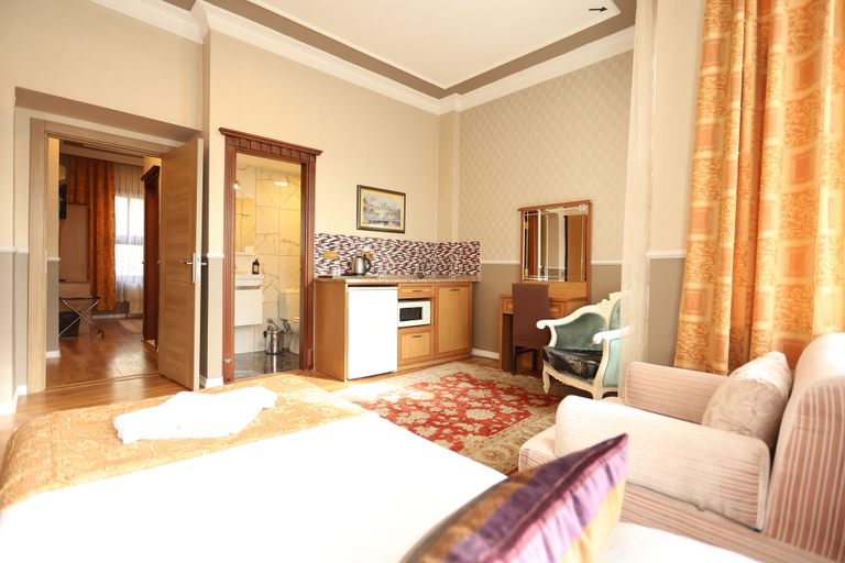 Bedroom 2, Tashkonak Studio Suites, Fatih
