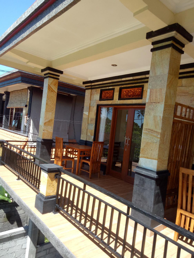 Exterior 2