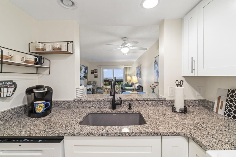 Others 5, Life's A Beach~oceanfront 2 Bedroom Condo by RedAwning, Saint Johns