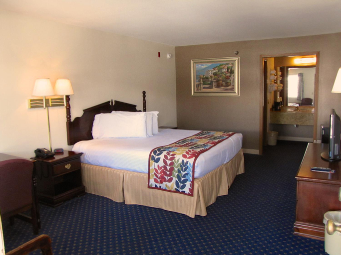 Bedroom 3, Dutton Inn, Taney