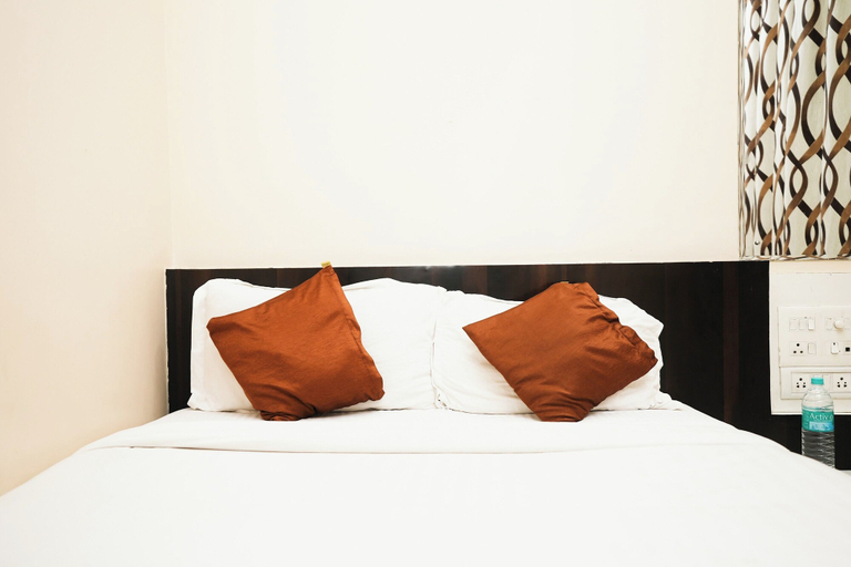 Bedroom 3, Hotel Airport Metro, Mumbai Suburban