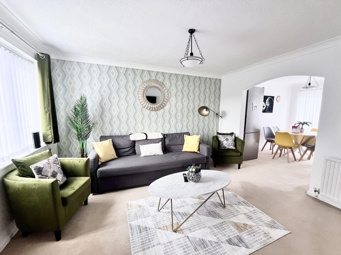 Others 5, The Olive Nest Lush House in Ashford With Drive, Kent