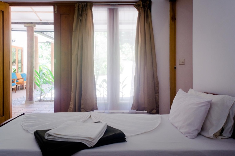 Bedroom 3, Clove Garden Hotel, K.F.G. & G. Korale