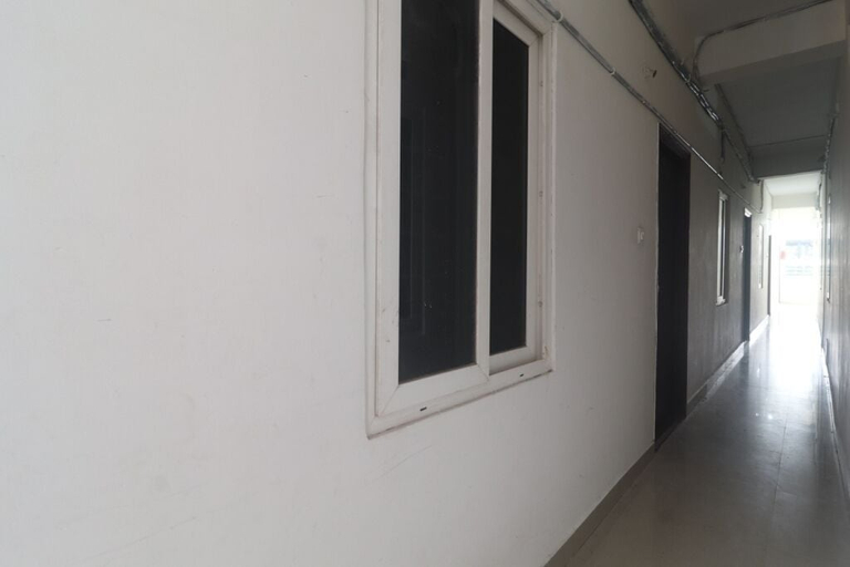 Others 4, iROOMZ Hotel SBR, Hyderabad