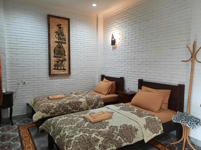 Bedroom 12
