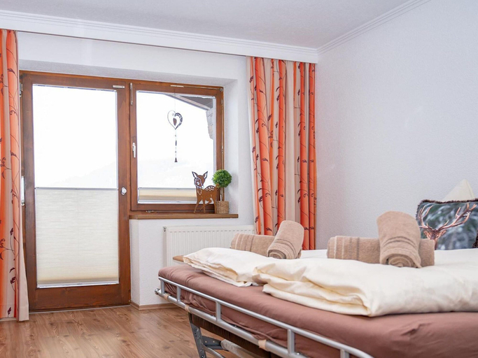 Others 5, Farmhouse in Hollersbach Near Ski Slopes, Zell am See
