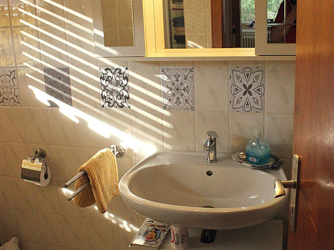 Bathroom 4, Wohnung im Teutoburger Wald, Lippe