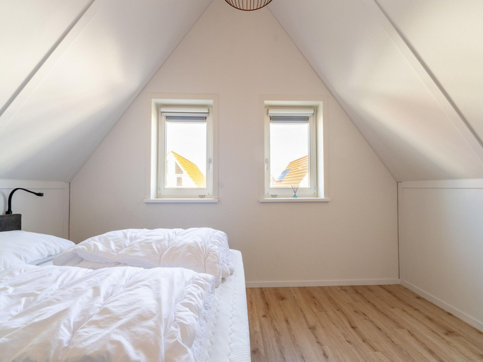 Room 3, Holiday Home in Scherpenisse Near Oosterschelde, Tholen