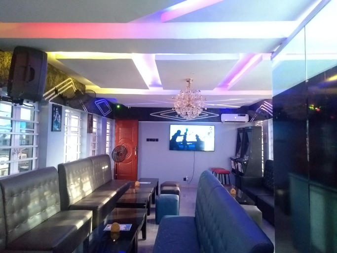 Food & Drinks, BLUE AO HOtEL, Surulere