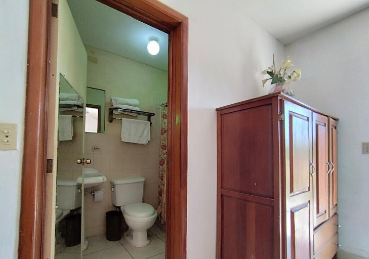 Bathroom 4, Hotel Villa Ordonez, San Rafael del Sur