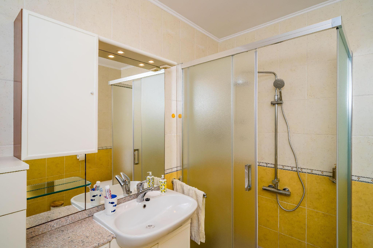Bathroom 2, Apartment Veronika, Dubrovnik