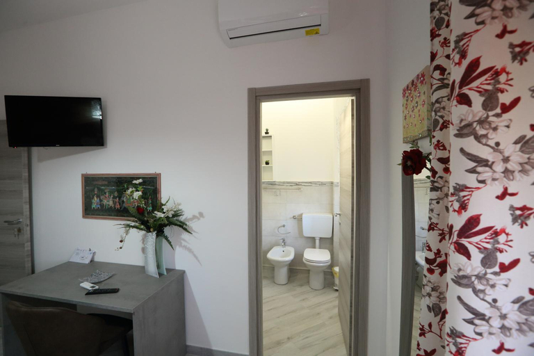 Others 4, B&B ANGELO, Caltanissetta